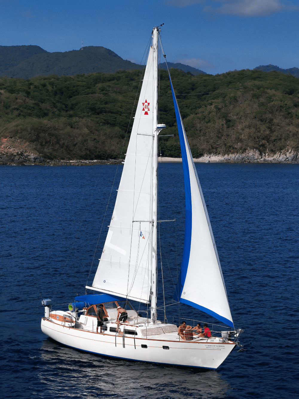 Sailboat Maple Leaf 48'