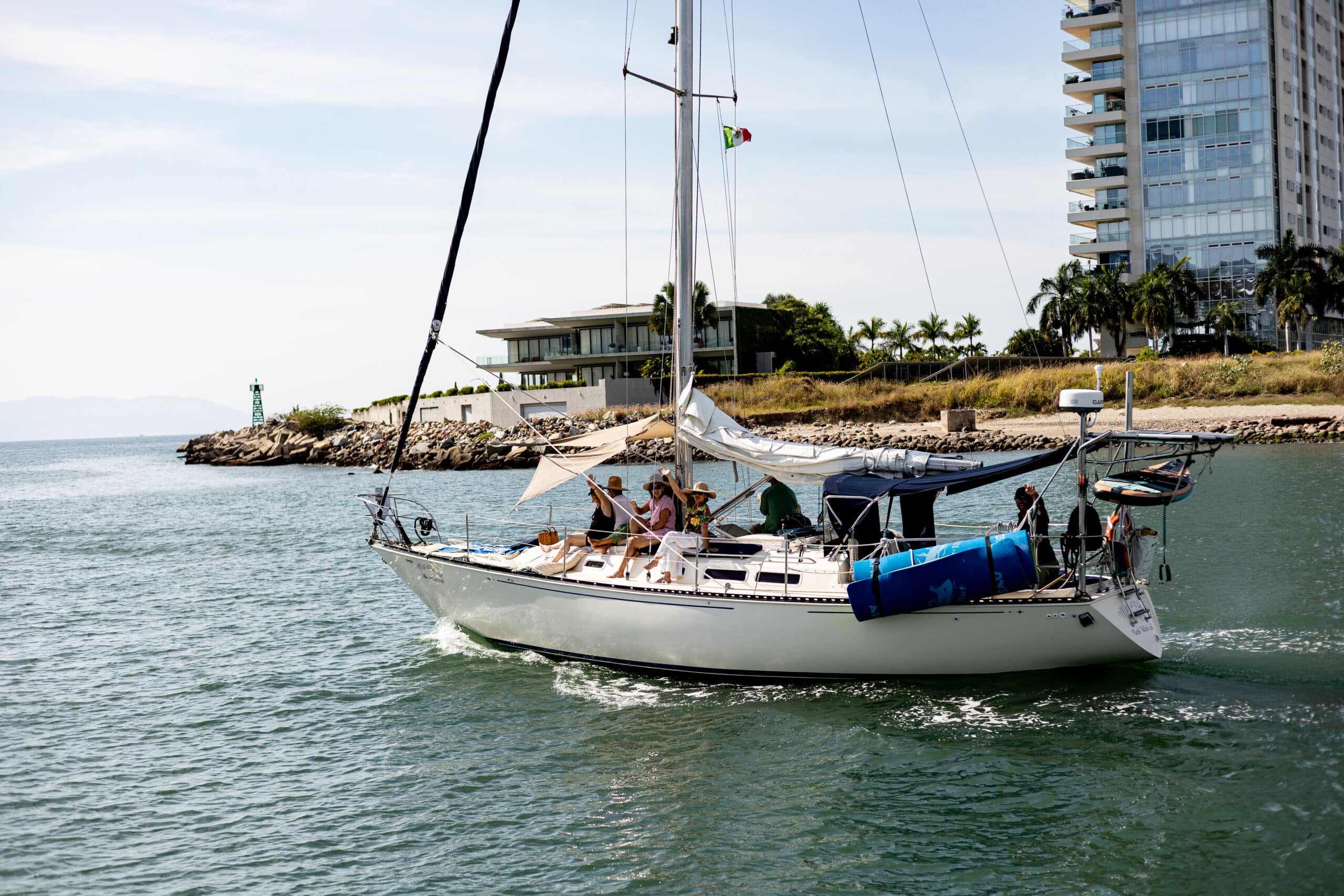 C&C 38 Macarena sailboat Puerto Vallarta private charter